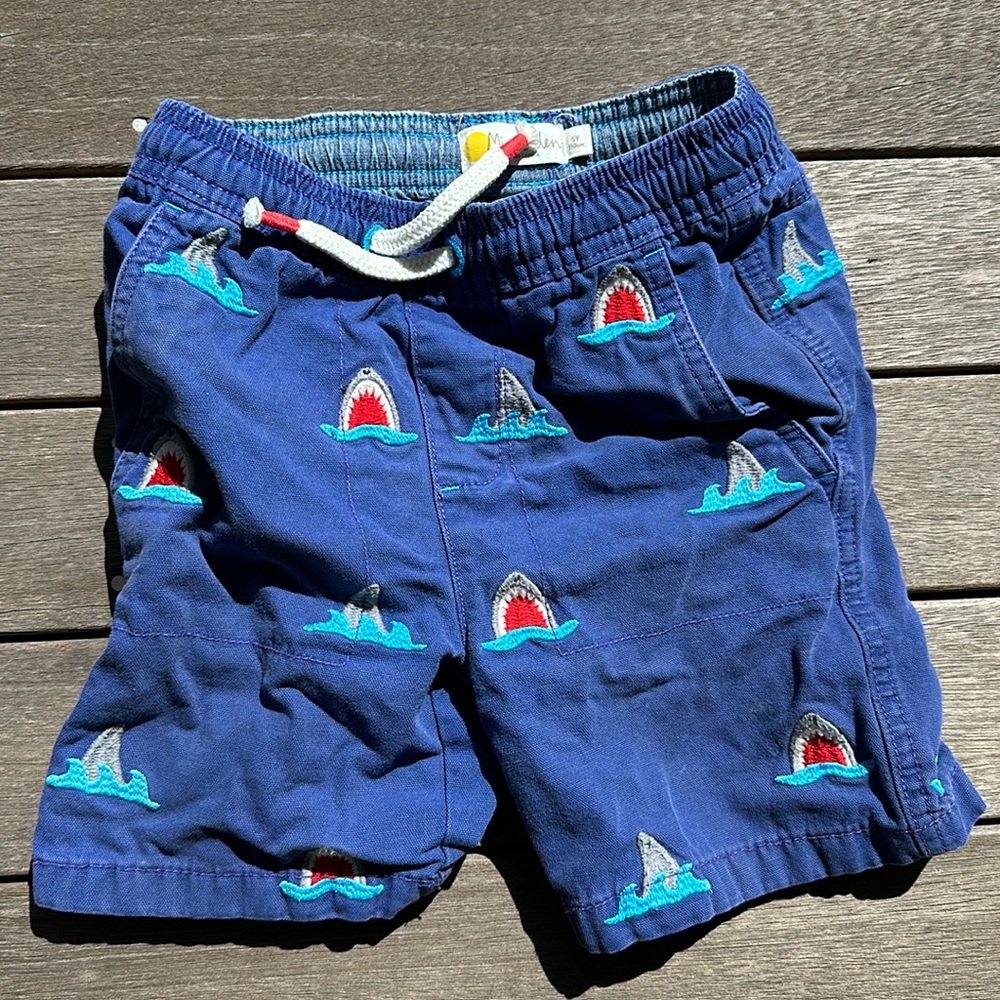 Mini Boden shorts